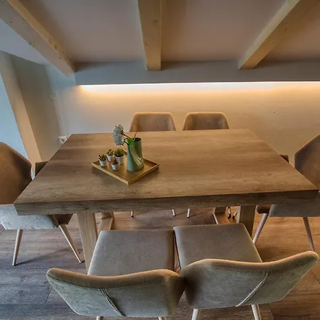 Apartman Giataki