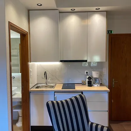 Giataki アパート *